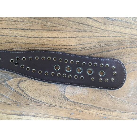 Chico’s Vintage Brass Buckle & Rivets Botanical Tooled Design Size 34"-38" - Picture 6 of 7